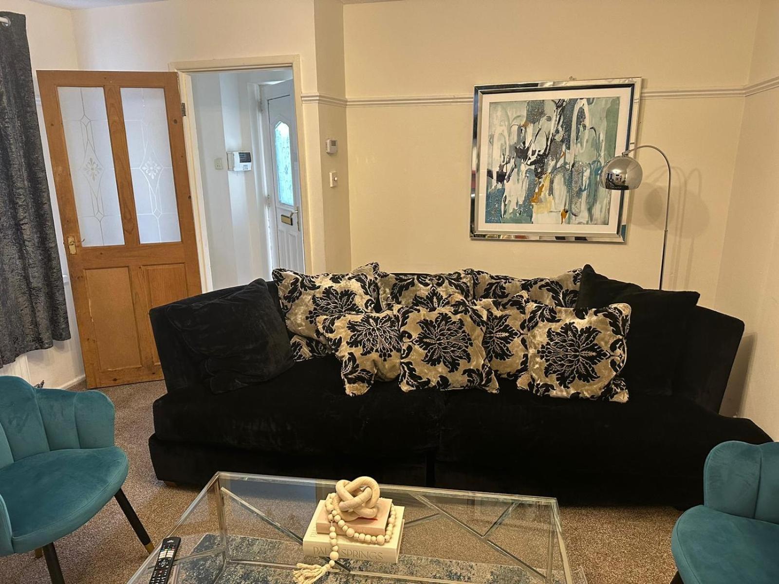 3 Bedroom Apartment Close To Manchester City Stadium And Coop Live Exterior foto